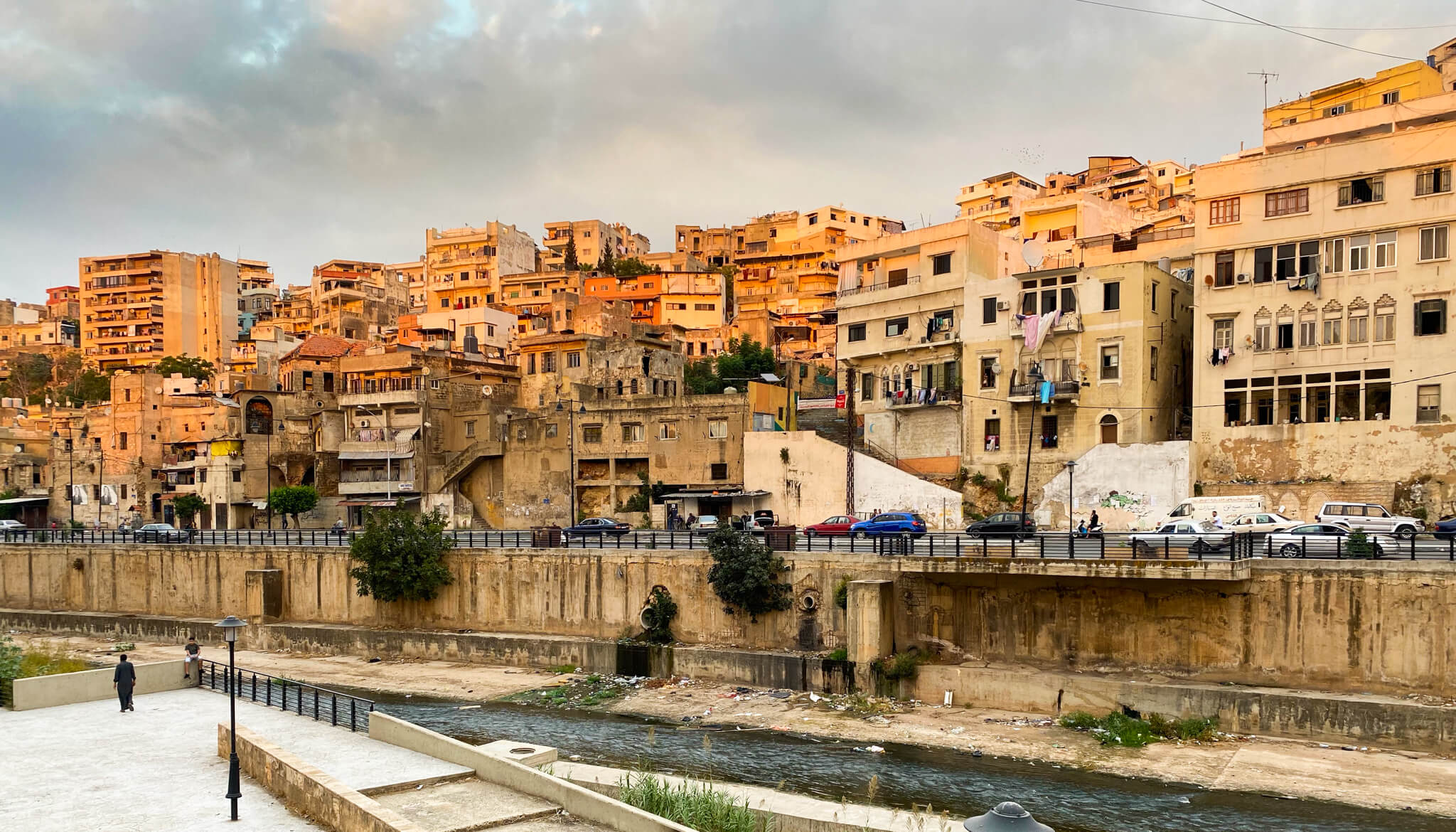 A run-down neighbourhood of Tripoli with ramshackle buildings on a hillside